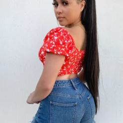 Lorlie TOPS BEYOND FLORALS CROP TOP