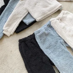 Lorlie SETS WANDERLUST SNUGGLE BLACK JOGGER SET