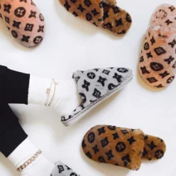 Lorlie SHOES SPONGY PINK FURRY SLIPPER