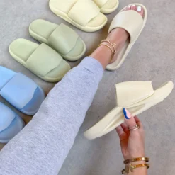 Lorlie SHOES ASTRO RUBBER NUDE SLIDE