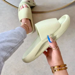 Lorlie SHOES ASTRO RUBBER OLIVE SLIDE