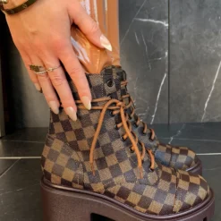 Lorlie WOMENS BOLD WITH AN ATTITUDE BROWN BOOTS