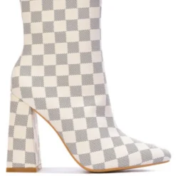 Lorlie WALK IN THE CITY CREAM BOOTIES WOMENS