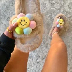 Lorlie WOMENS RAINBOW FLOWER NUDE SLIPPER