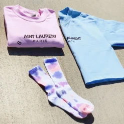 Lorlie GRAPHIC LOGO CROP SWEATSHIRT